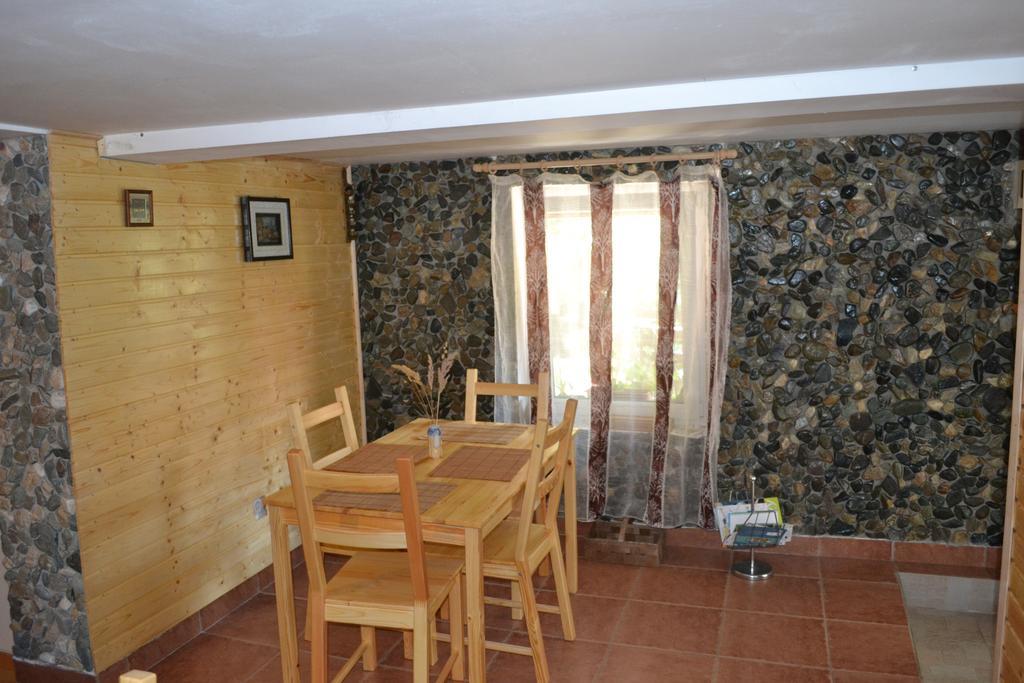 Casa De Oaspeti Dunarea La Cazane Дубова Экстерьер фото